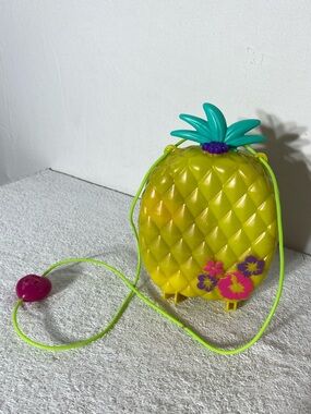 5/$35 Polly Pocket 2019 Tropicool Pineapple Purse Compact ONLY No Figures